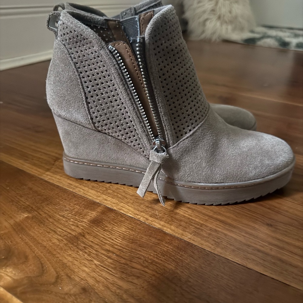 Nordstrom Taupe Suede Wedge Boots